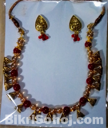 Antiques Jewellery Set